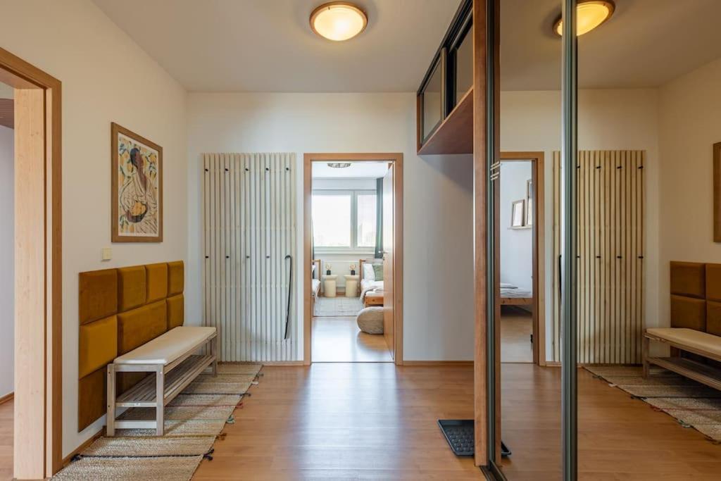 Duna Retreat: City Serenity Bratislava Exterior photo
